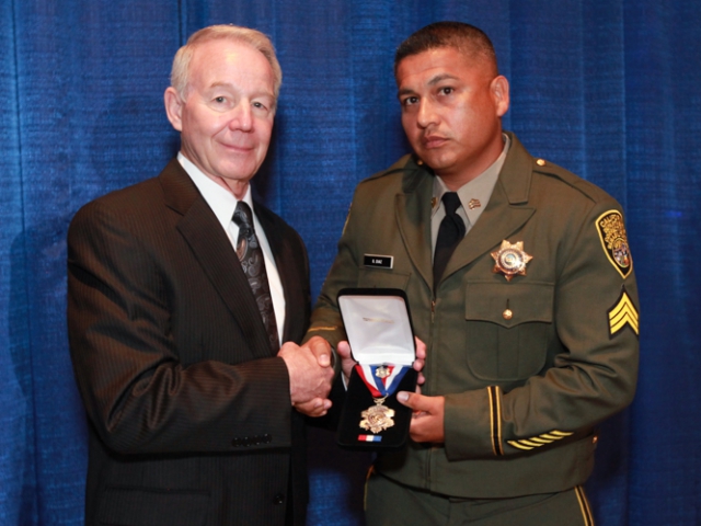 2015-Medal-of-Valor-Diaz